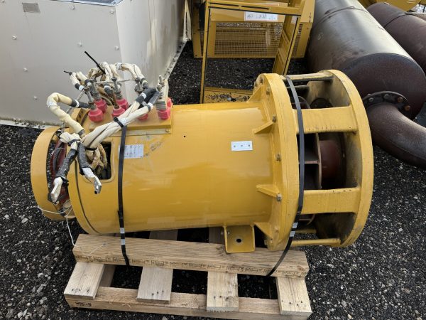 2003 CAT SR4B 450kW Generator End – 277/480V, 498 Frame, Self-Excited, 12 Lead