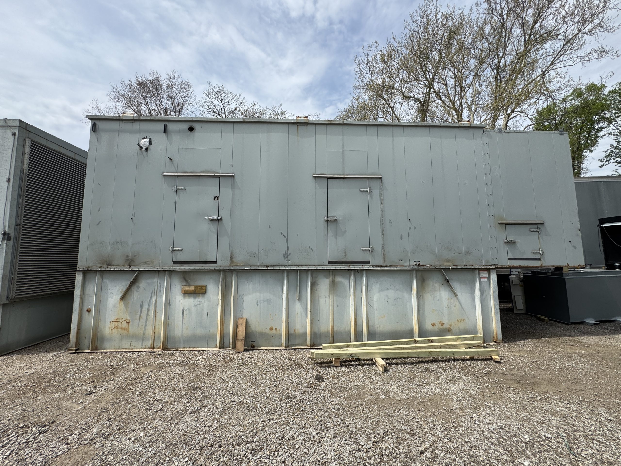 2007 Caterpillar 3516C 2MW Diesel Generator Set – Low Hours, UL 2085 Fuel Tank, Sound Enclosed
