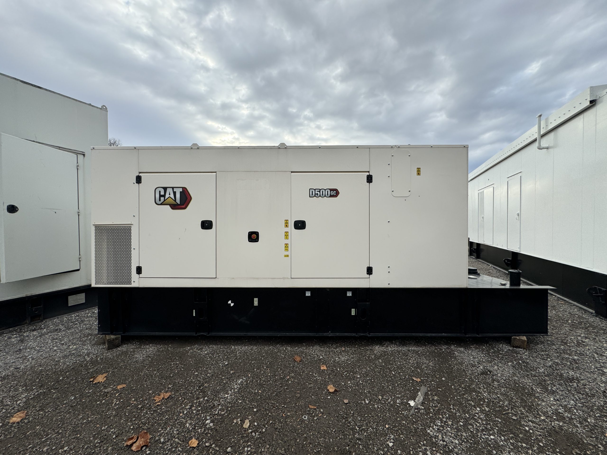 2021 CAT C15 500kW Diesel Generator Set – New Surplus, Tier 2, Sound Enclosed, 0 Hours
