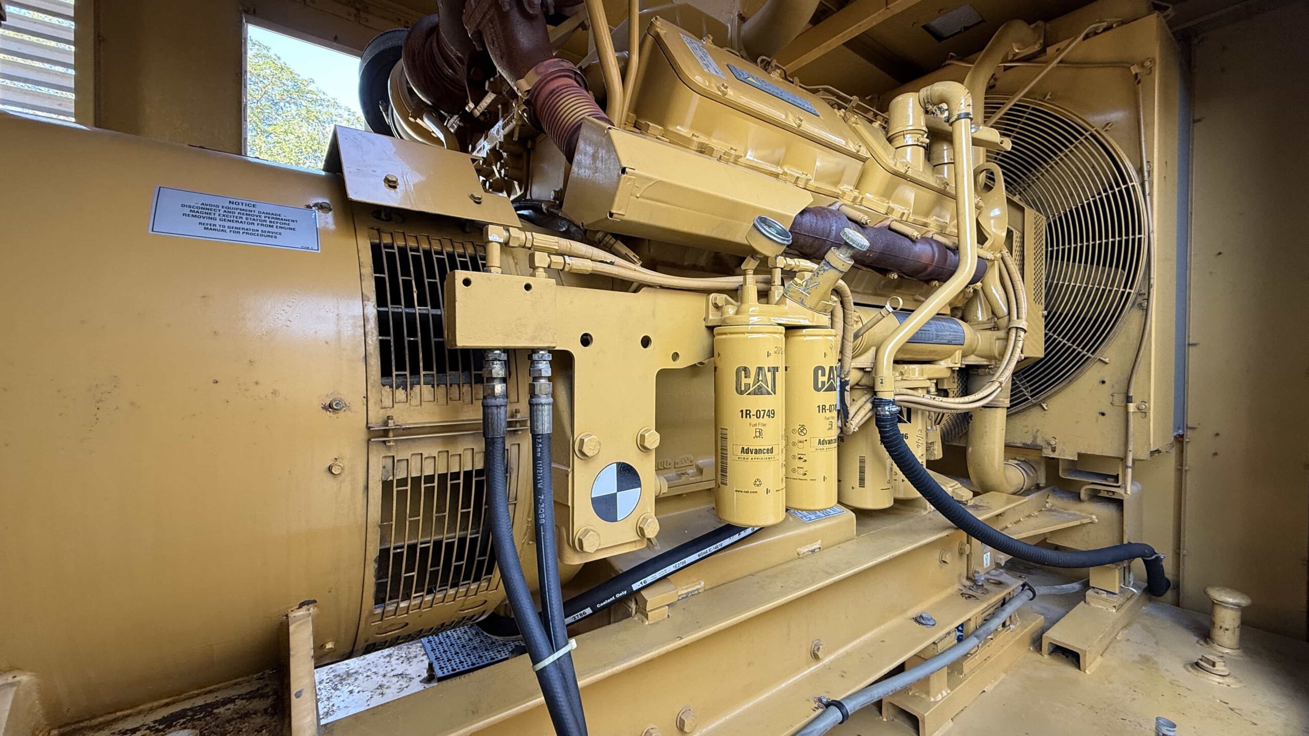 2000-CAT-3412-800kW-Engine-and-Alternator-Assembly-IMG_0264-scaled