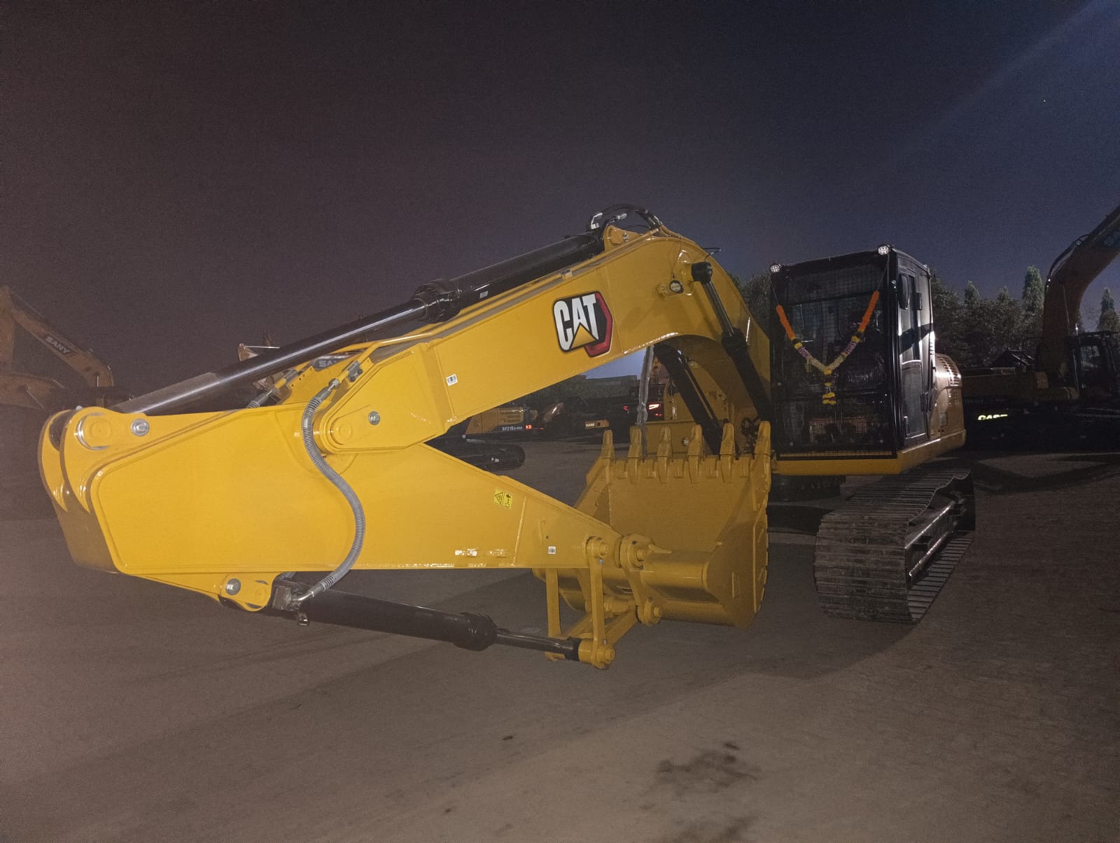 2025 Caterpillar 323D3 Excavator Zero Hours