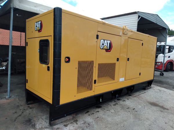 2022 Caterpillar C15 Genset Energy System 3800 Hours