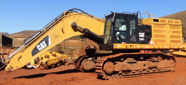 2019 Caterpillar 374F Excavator 15135 Hours