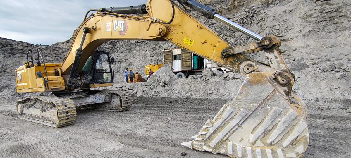2023 Caterpillar 350 Excavator 10167 Hours