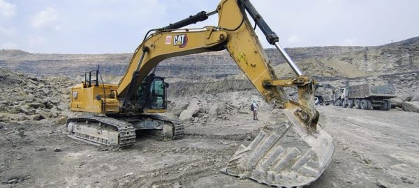 2024 Caterpillar 350 Excavator 3396 Hours For Sale