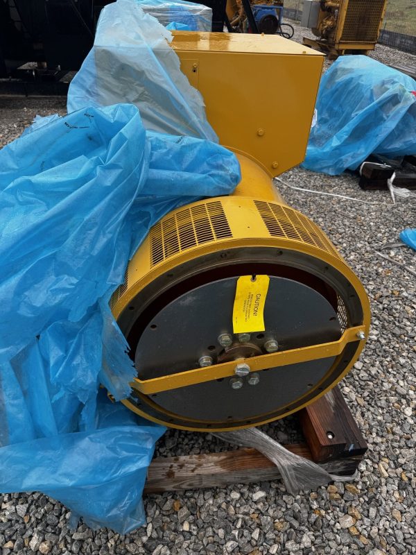 New CAT LC7 Generator End